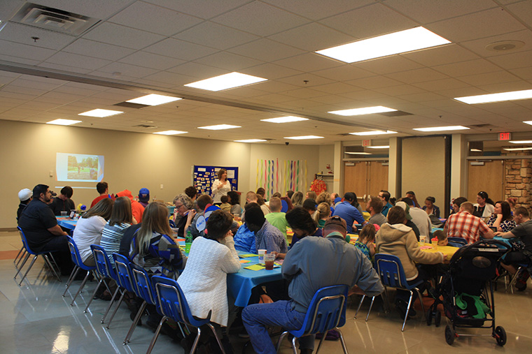 MMP Banquet room with attendees at tables 